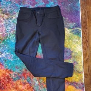 Express reversible mid rise jeggings. Short length
